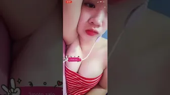 Hot girl showing boobs shake Vietnamese bigo live vietnam thailand bigo live | Khmer Bigo live