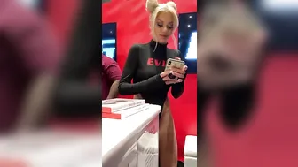 Riley Steele AVN 2020 EvilAngel.com and AVN Expo #2