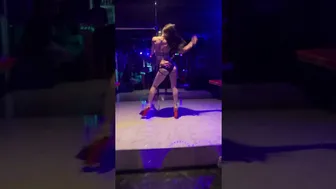 my pole dance show!!