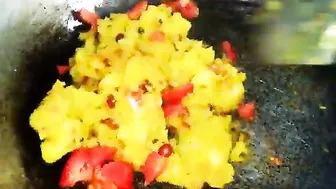 आलू मखनी ग्रेवी दाल के जगह पर बिल्कुल आसान तरीके से बनाऐं आलू ग्रेवीpotato makhni Grevi ♥️♥️subscrib #4