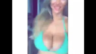 Lindsey Pelas sexy bombs