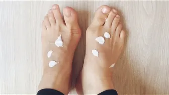 Happy Feet | Never Too Much Lotion | Foot Freaks