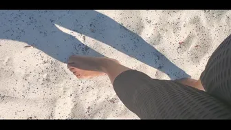 Sandy feet