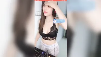 Asian Bigo Babe DJ Oppai #2