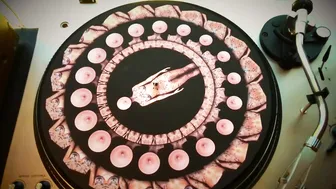 Pussies, Boobs & Tattoos / Zoetrope Turntable Slipmat / The Fisher King #2