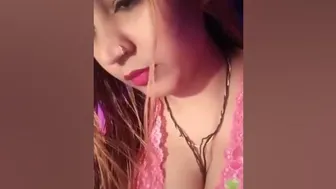 Indian Girl Show Boobs Bigo Live