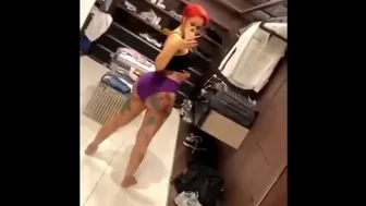 Cardi B Hot Twerk????