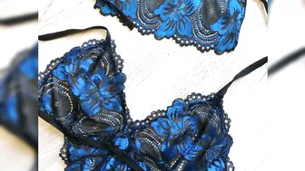 Milena Lingerie - Body aperto in pizzo nero con ricami blu Chilirose #3