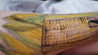 #corn #cornmakeup #makeupremover #shower #wetlook#makeup #tutorial #bodypainting #foot #feet