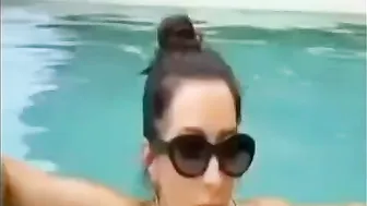 GF's HOT ASS IN THE SWIMMING POOL #3