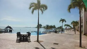 HERMOSO DEPARTAMENTO EN VENTA FRENTE AL MAR EN CANCÚN #2