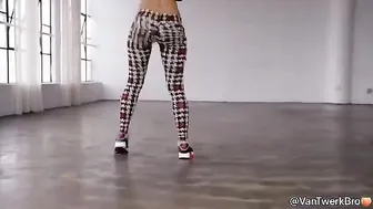 Nice ass twerk dance #4