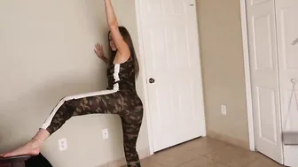 Army Girl Twerk! #3