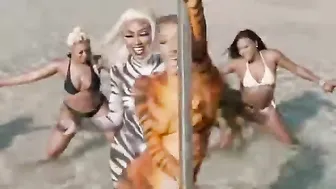 City Girls -twerk #3