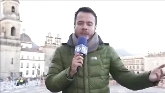 Noticias caracol. Spencer Tunick en Bogotá #3