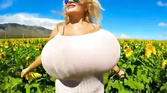 #Big boobs||World record|| Nicole. #3