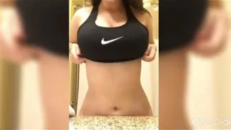 Cute sexy girl showing her ????️ (full video)