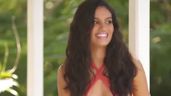 QuickClipsHQ - Anne de Paula's Sexy Dental Floss Suit