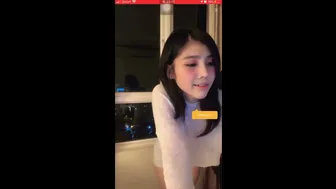 Vietnamese cute girl lives video hot dance in bigo live app