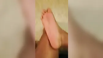 Sexislim, foot fetish on coronten! #2