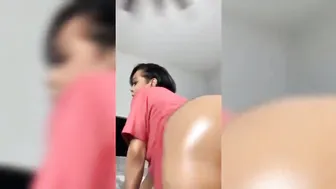 Uncensored Twerk Videos