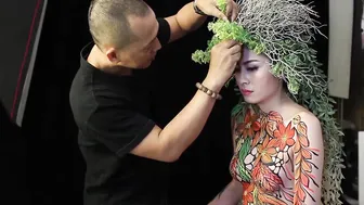 NGHỆ THUẬT VẼ CƠ THỂ || UV BODYPAINTING || VƯỜN HOA TRONG ĐÁY NƯỚC #2