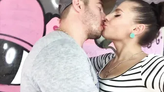 French Kiss [HOT] Using Tongue #2