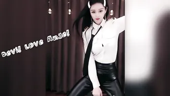 hot busty asian girl twerking dance with leather pants | 虎牙直播 | （2020-4-17）part 53 #3