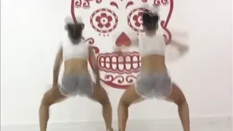 Sexy hot kisa twerk #3