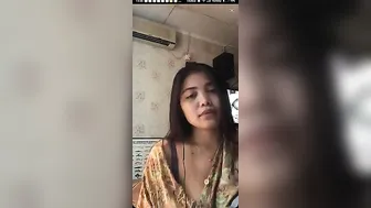 Hot Indonesian Girl Go Braless Bigo Live Streaming #17 #4