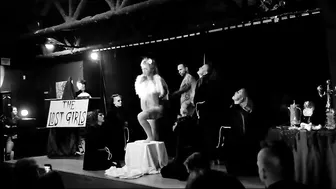 The Lost Girls Burlesque the End #2