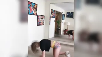 THE MOST SEXY TWERK ||White girl sexy booty dance / hot twerk / big booty #2