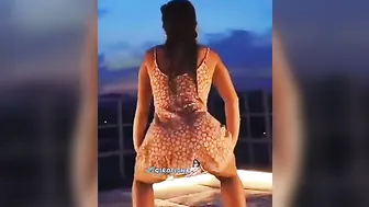 DANCE SEXY GIRL VERY ASS #4