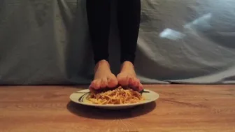 Spaghetti and golden sandals #3